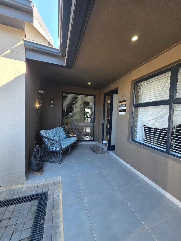 3 Bedroom Property for Sale in Hartland Lifestyle Estate Western Cape